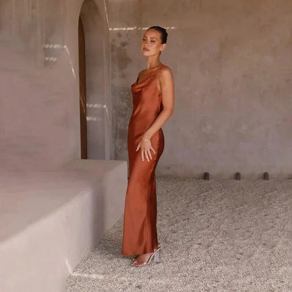 Vestido largo mujer satinado con cuello tipo cascada sin mangas