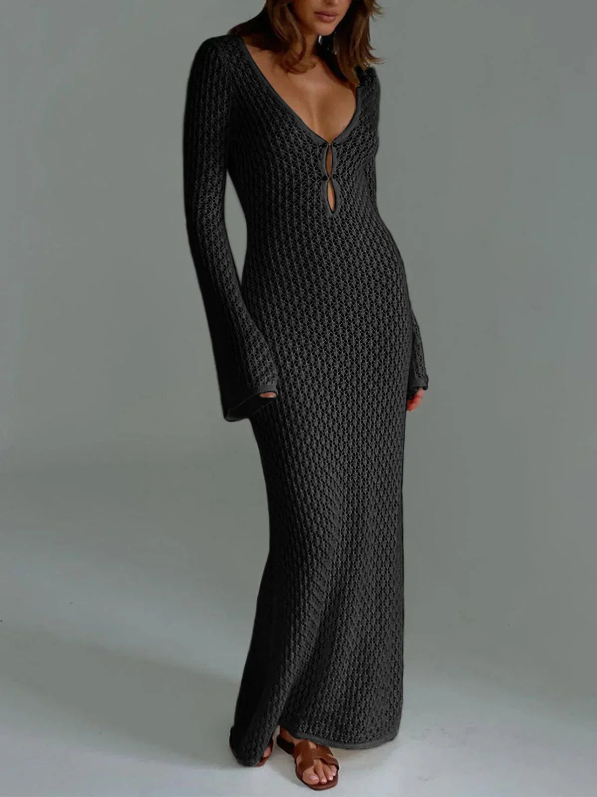 Vestido largo mujer de crochet con mangas largas caladas