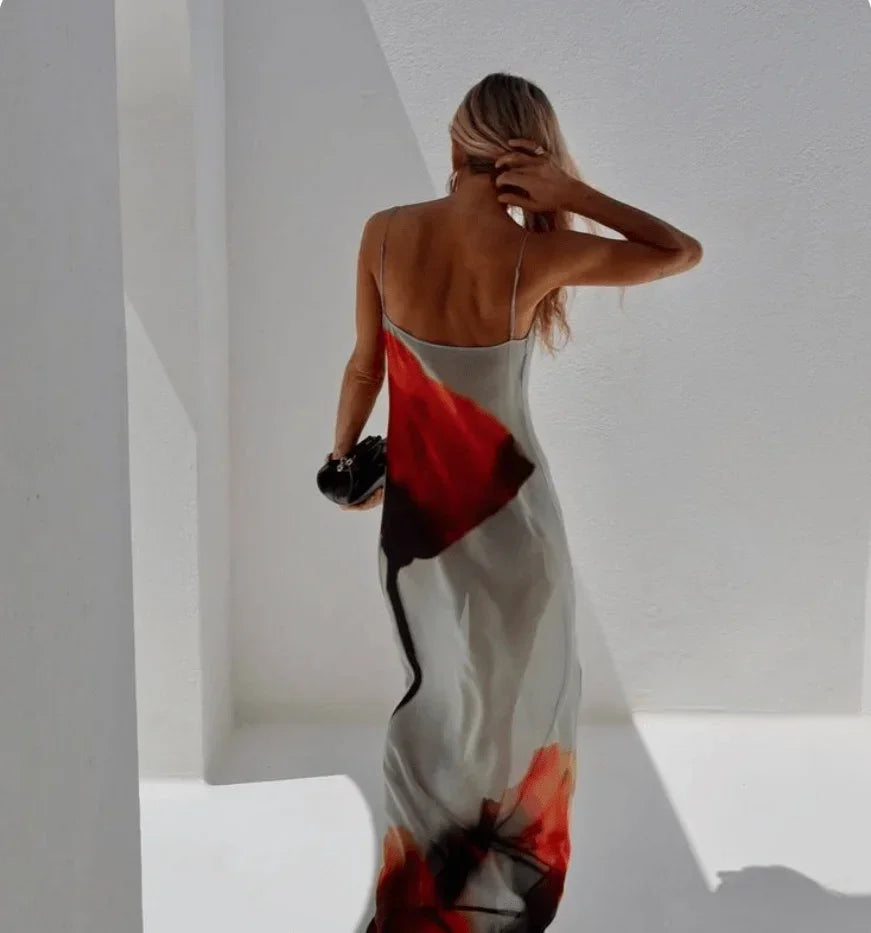 Vestido largo de mujer rojo y gris estampado con tirantes finos