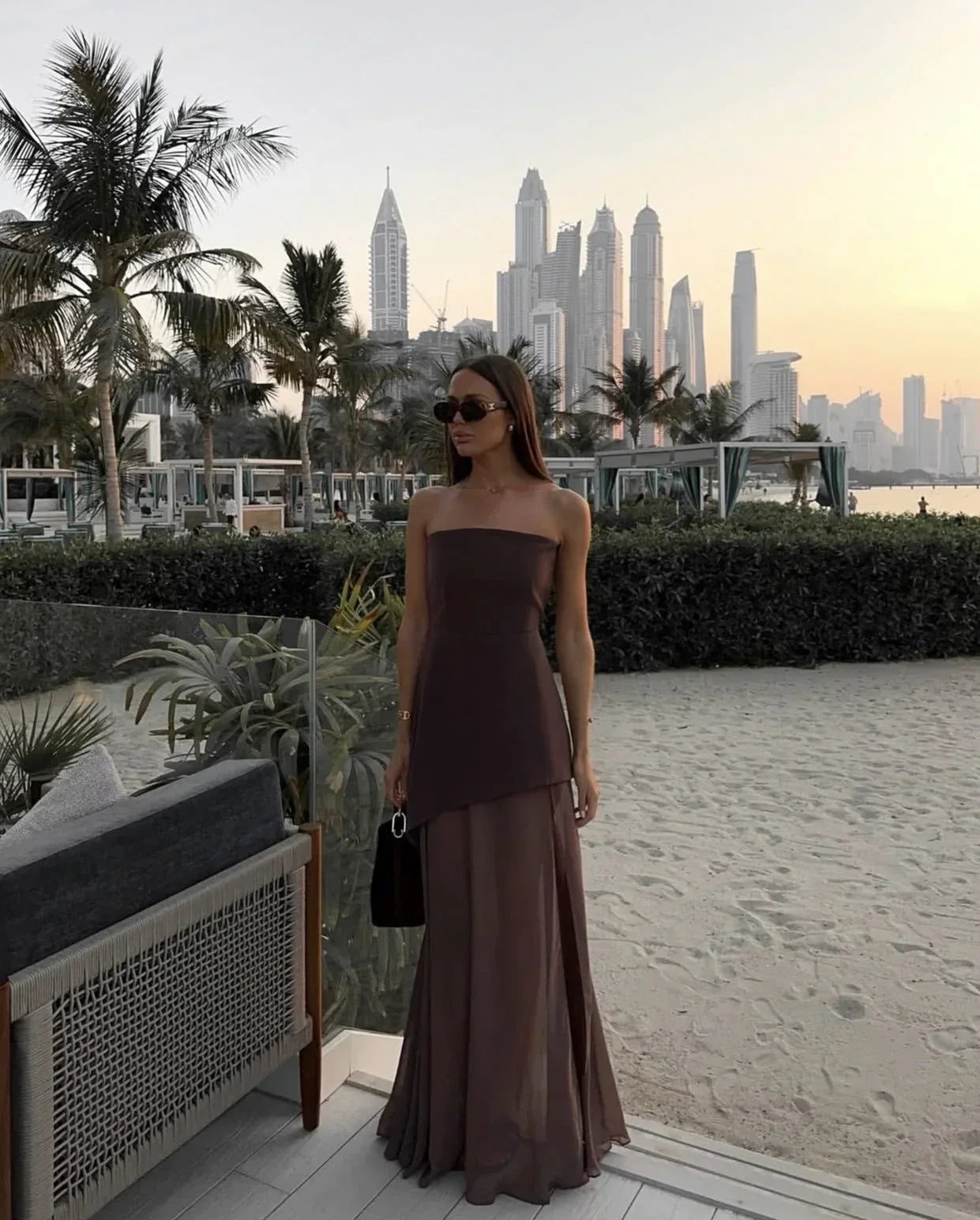 Vestido largo mujer sin mangas con abertura y palabra de honor