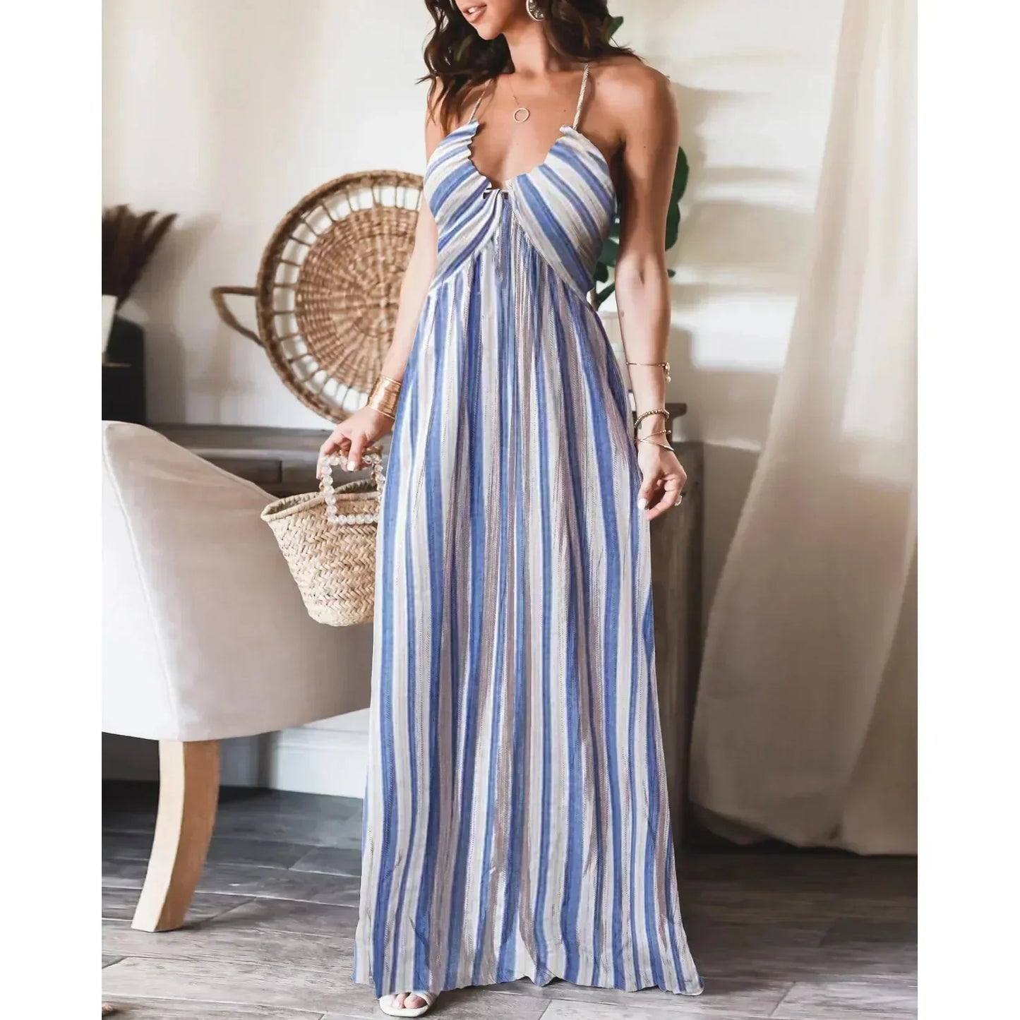 Vestido largo para mujer con tejido fluido y tirantes