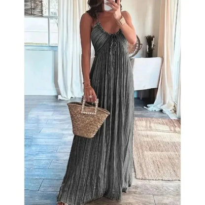 Vestido largo para mujer con tejido fluido y tirantes