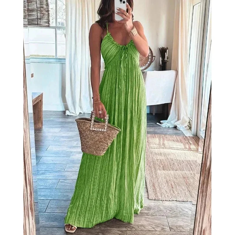 Vestido largo para mujer con tejido fluido y tirantes
