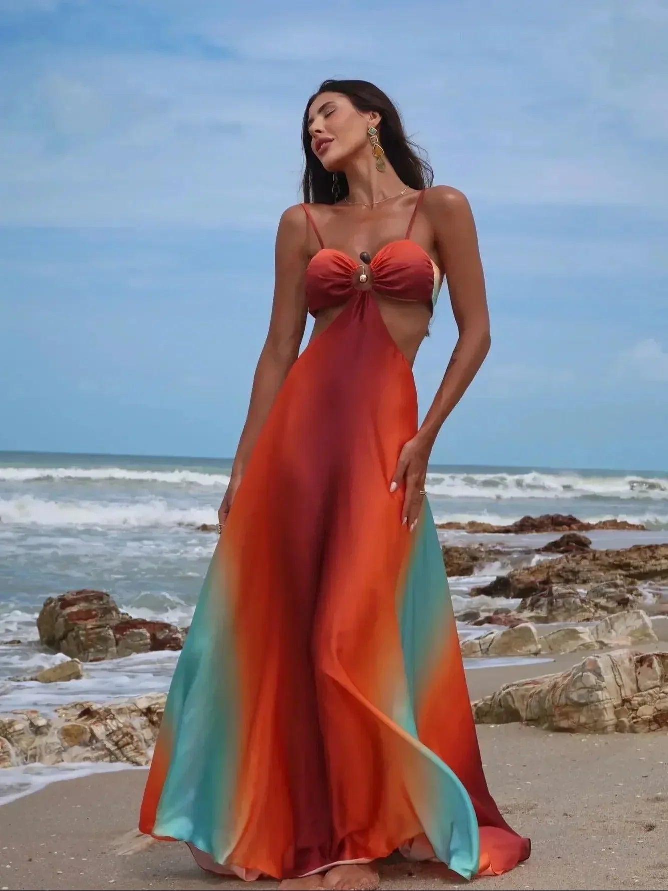 Vestido largo mujer en degradado naranja turquesa con recortes