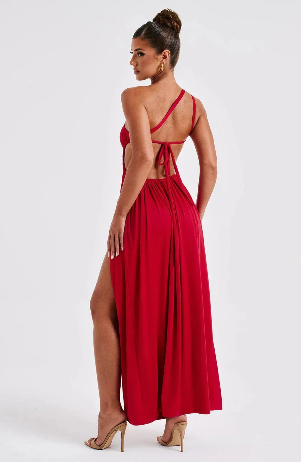 Vestido largo rojo con abertura y tirantes para mujer