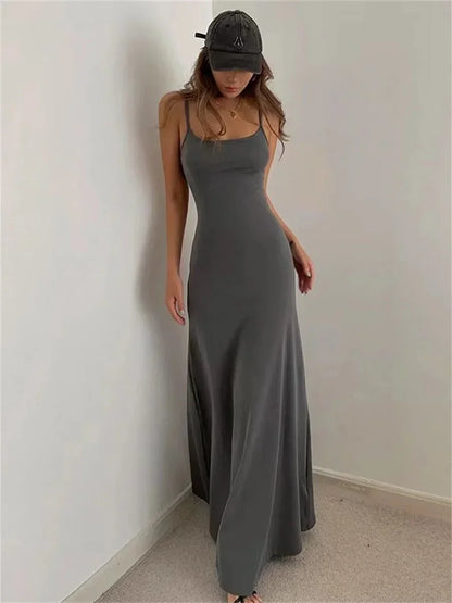 Vestido largo mujer ajustado con tirantes finos verano
