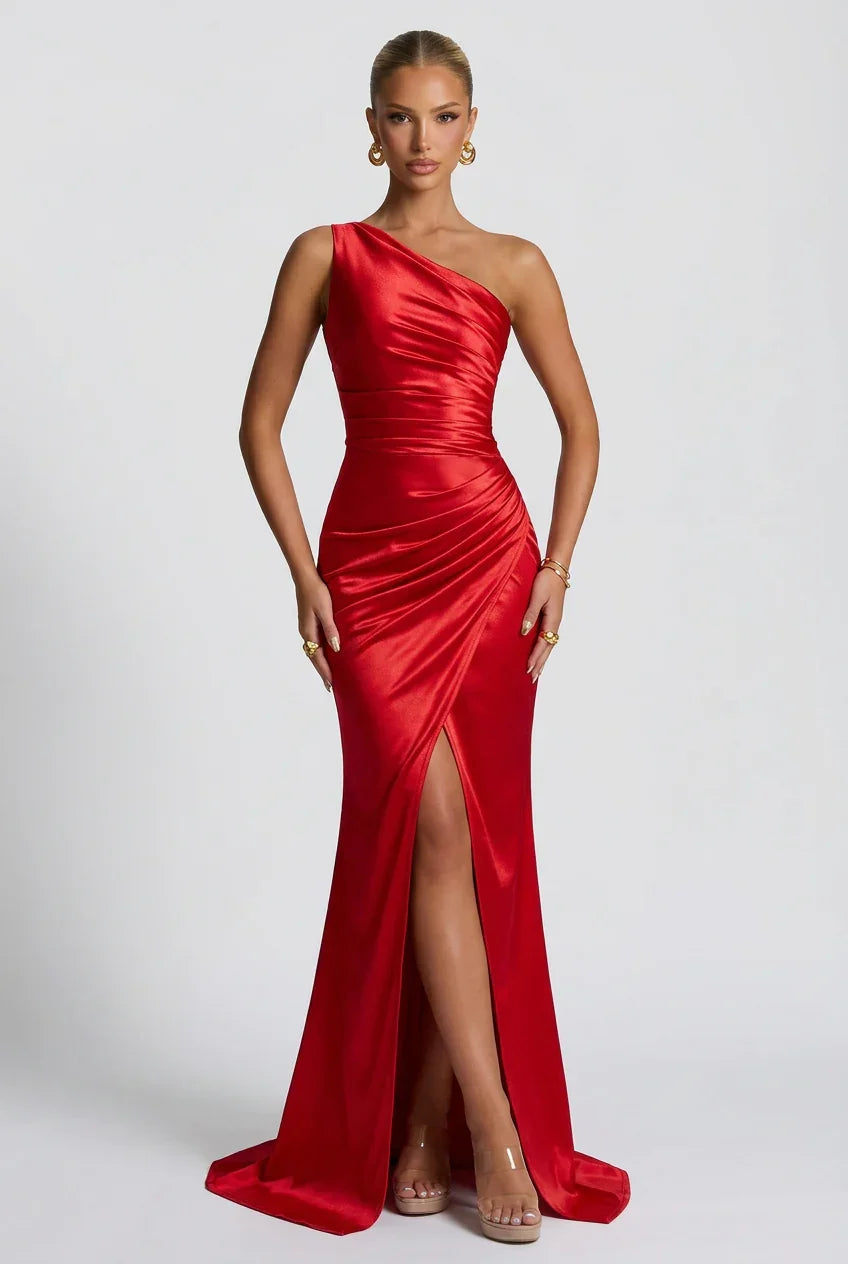 Vestido largo de mujer de satén con abertura