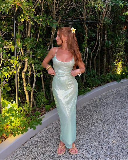 Vestido largo de mujer verde con lentejuelas sin mangas