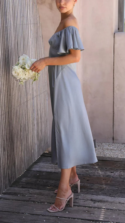Vestido largo satinado con abertura y Hombros descubiertos