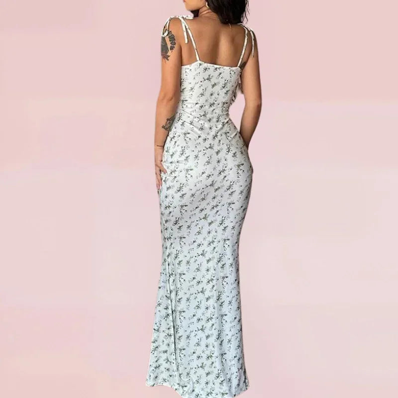 Vestido largo de mujer ajustado con estampado floral para verano
