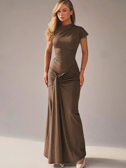 Vestido largo fluido de mujer fruncido con mangas cortas para fiesta