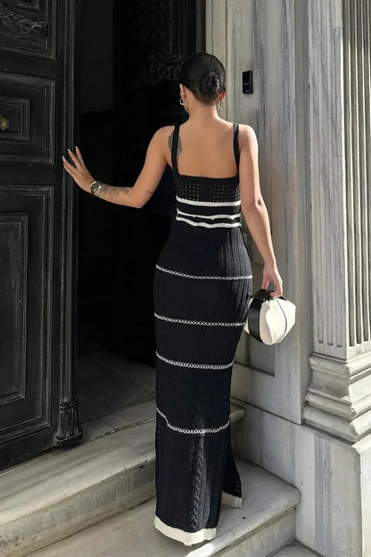 Vestido largo de mujer crudo de punto calado con tirantes anchos