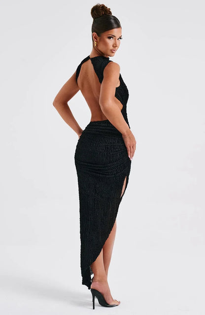 Vestido largo negro de fiesta sin mangas con abertura