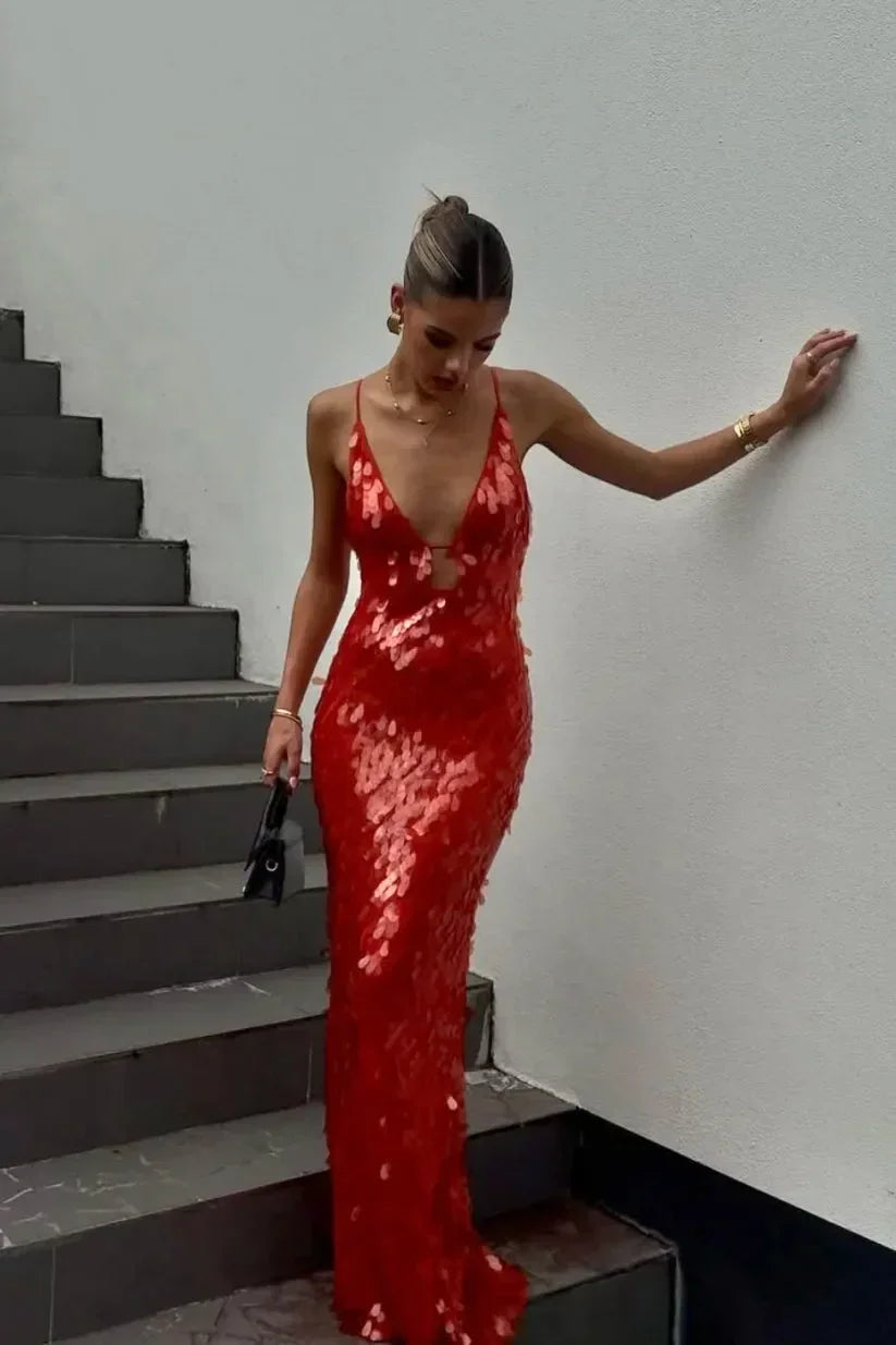 Vestido largo mujer rojo con lentejuelas y tirantes finos de fiesta