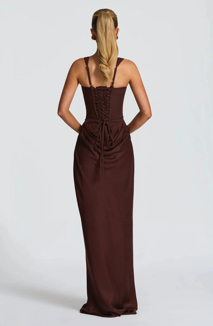 Vestido largo ajustado con espalda descubierta para mujer