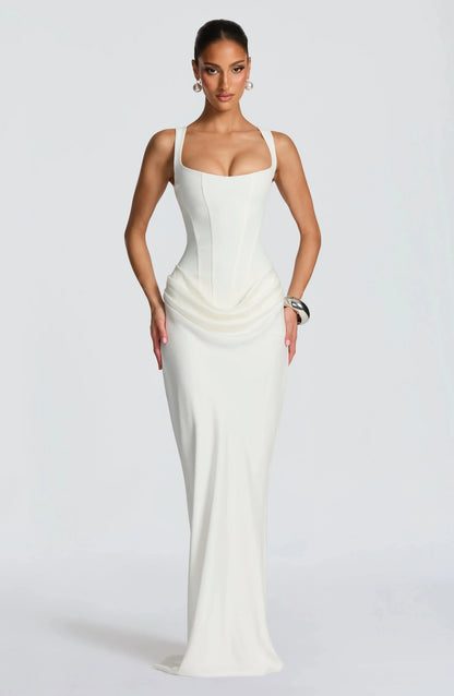 Vestido largo ajustado con espalda descubierta para mujer